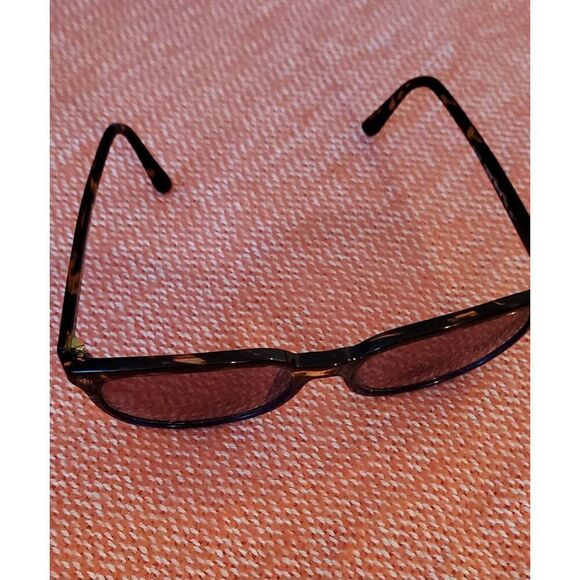 Tory Burch Black Sunglasses with Dark Lenses main image 9